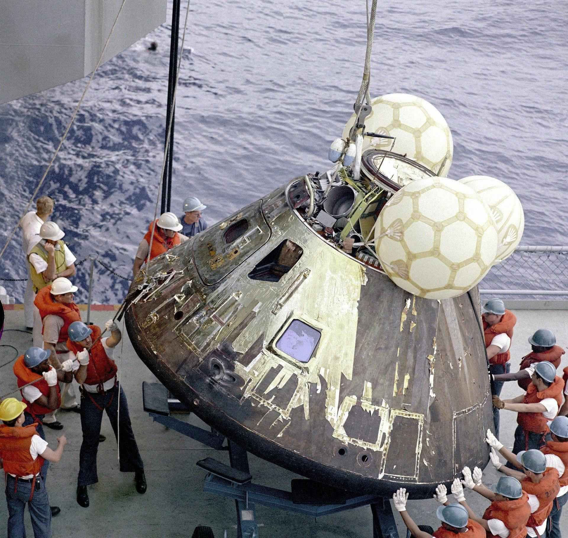 Apollo 13 landing